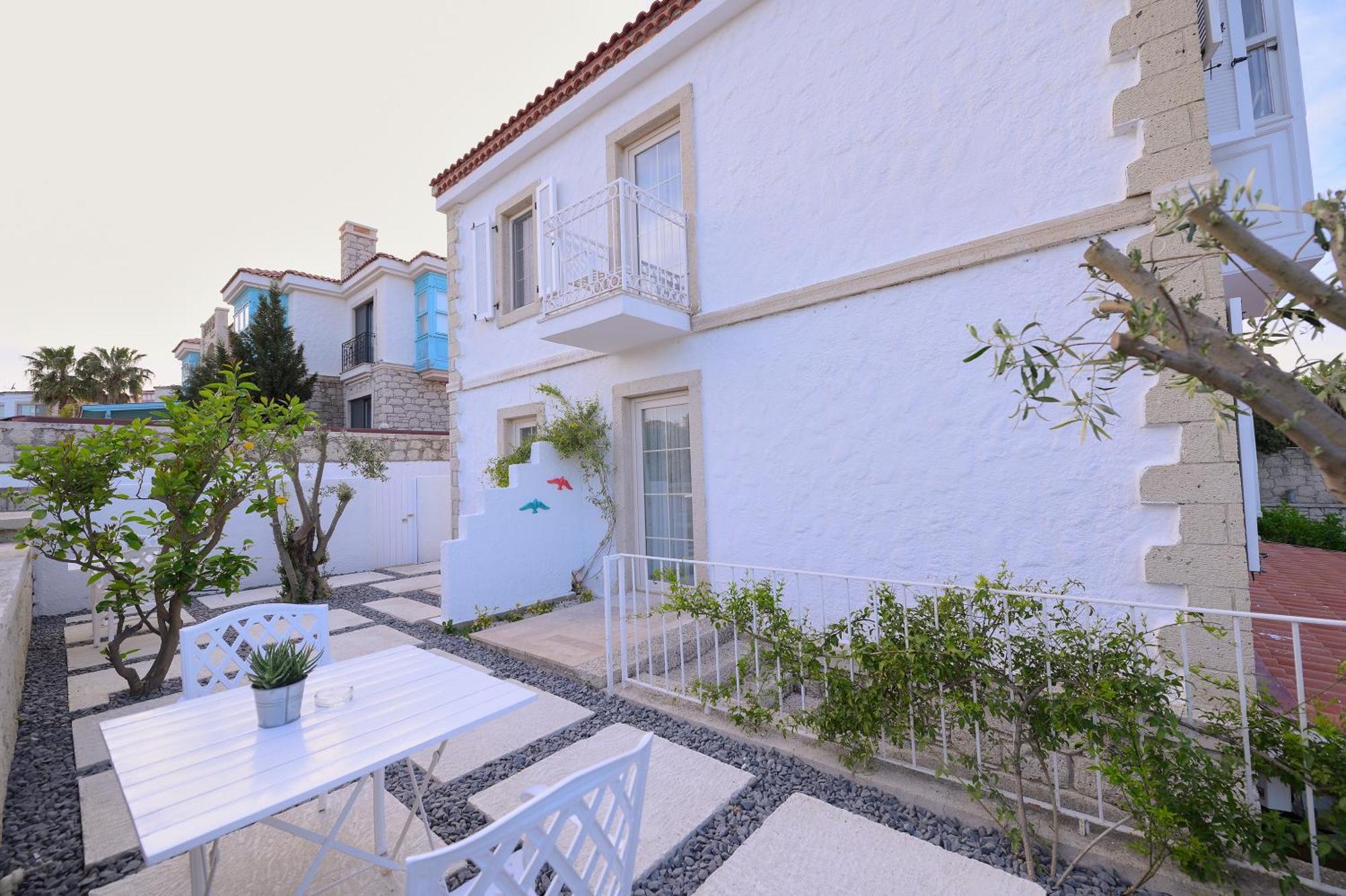 Peremere Alacati Otel Bagian luar foto