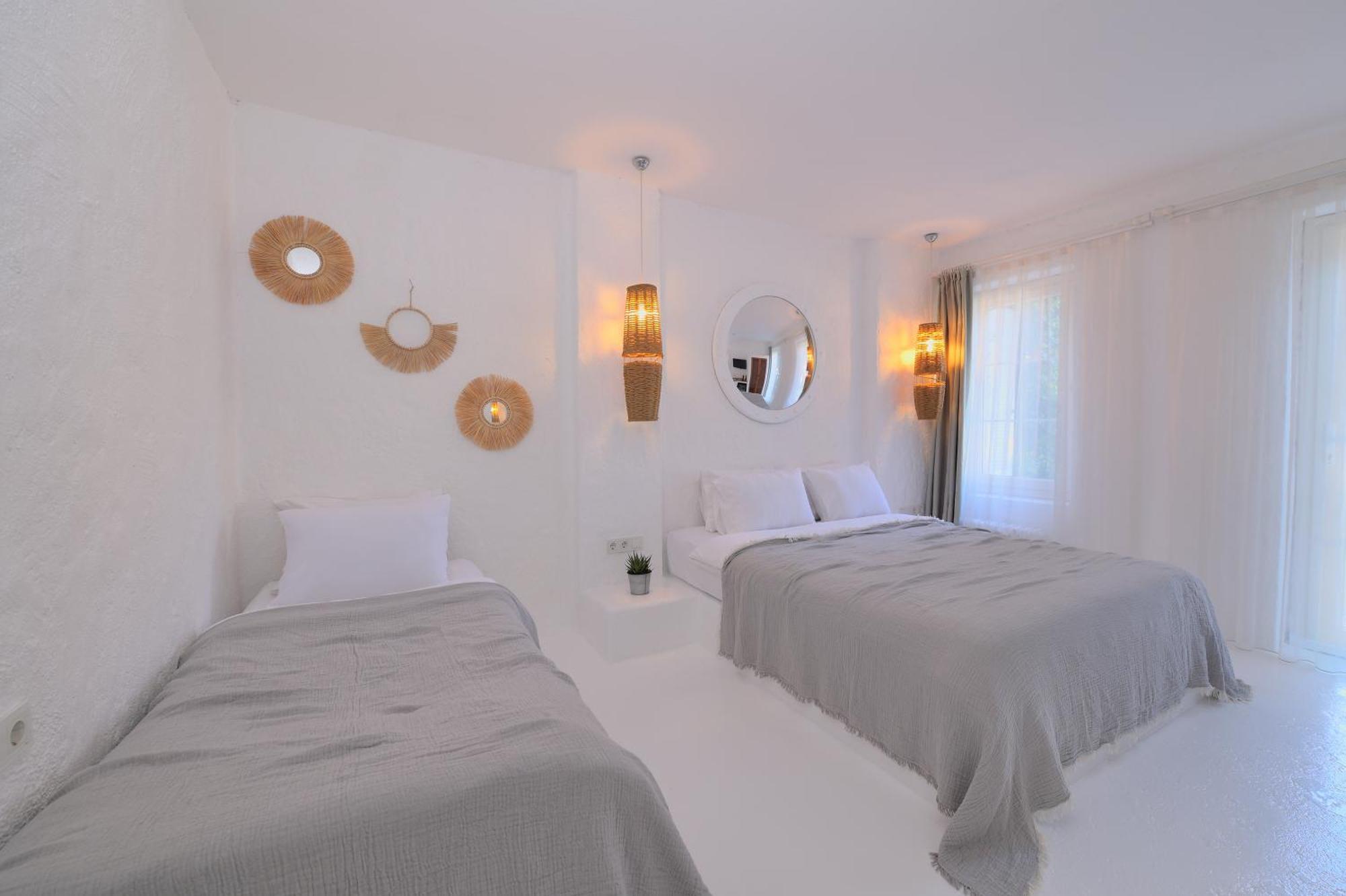 Peremere Alacati Otel Bagian luar foto