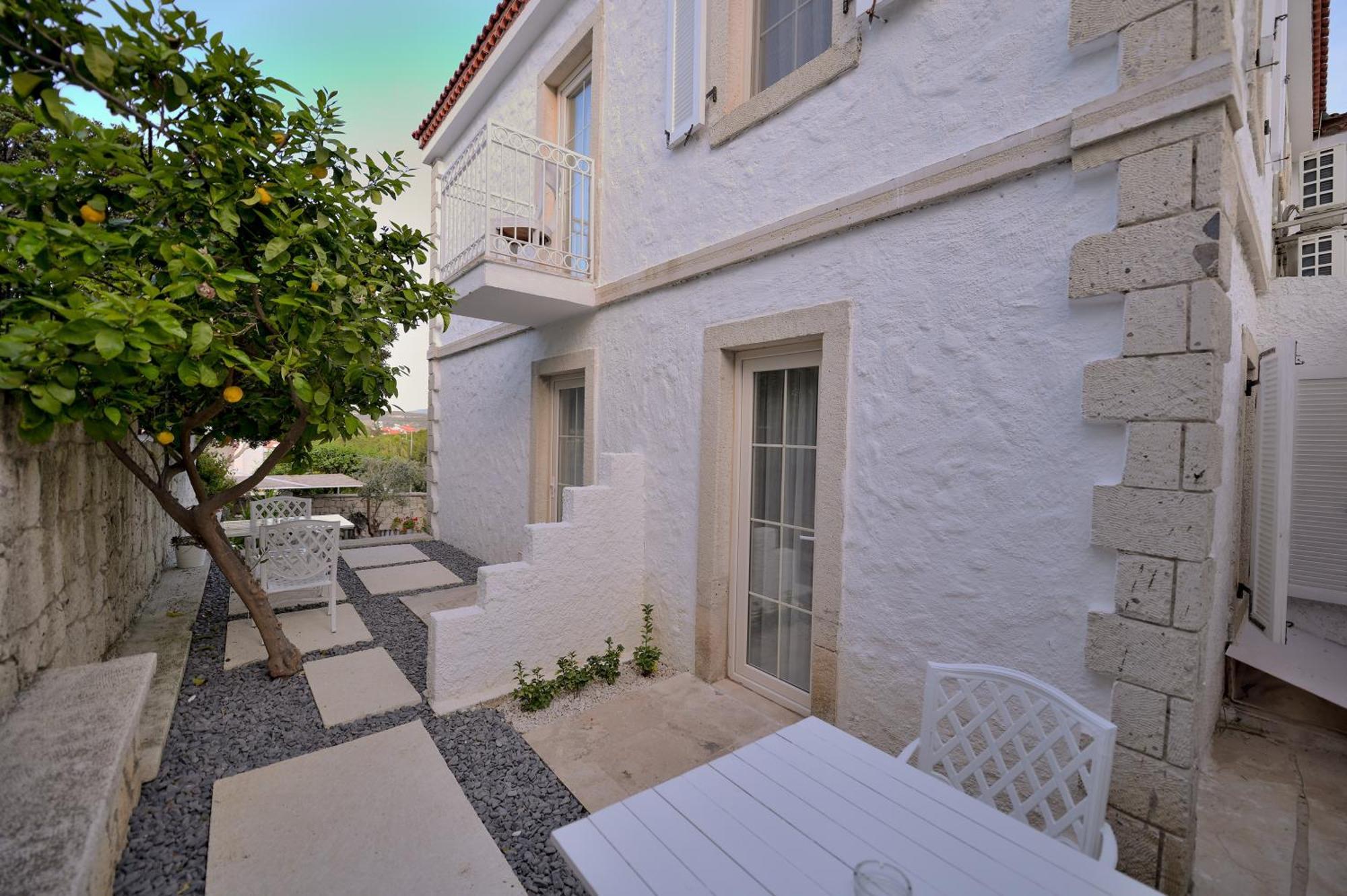 Peremere Alacati Otel Bagian luar foto