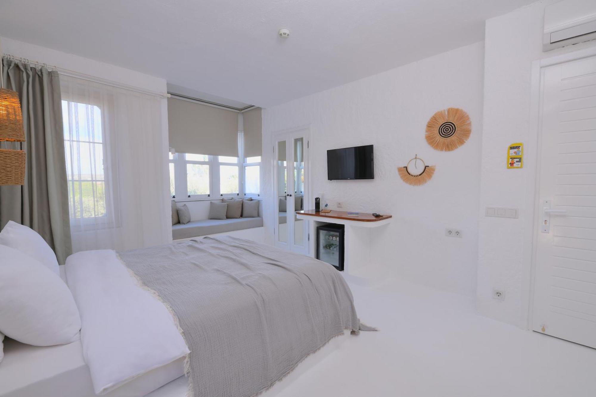 Peremere Alacati Otel Bagian luar foto