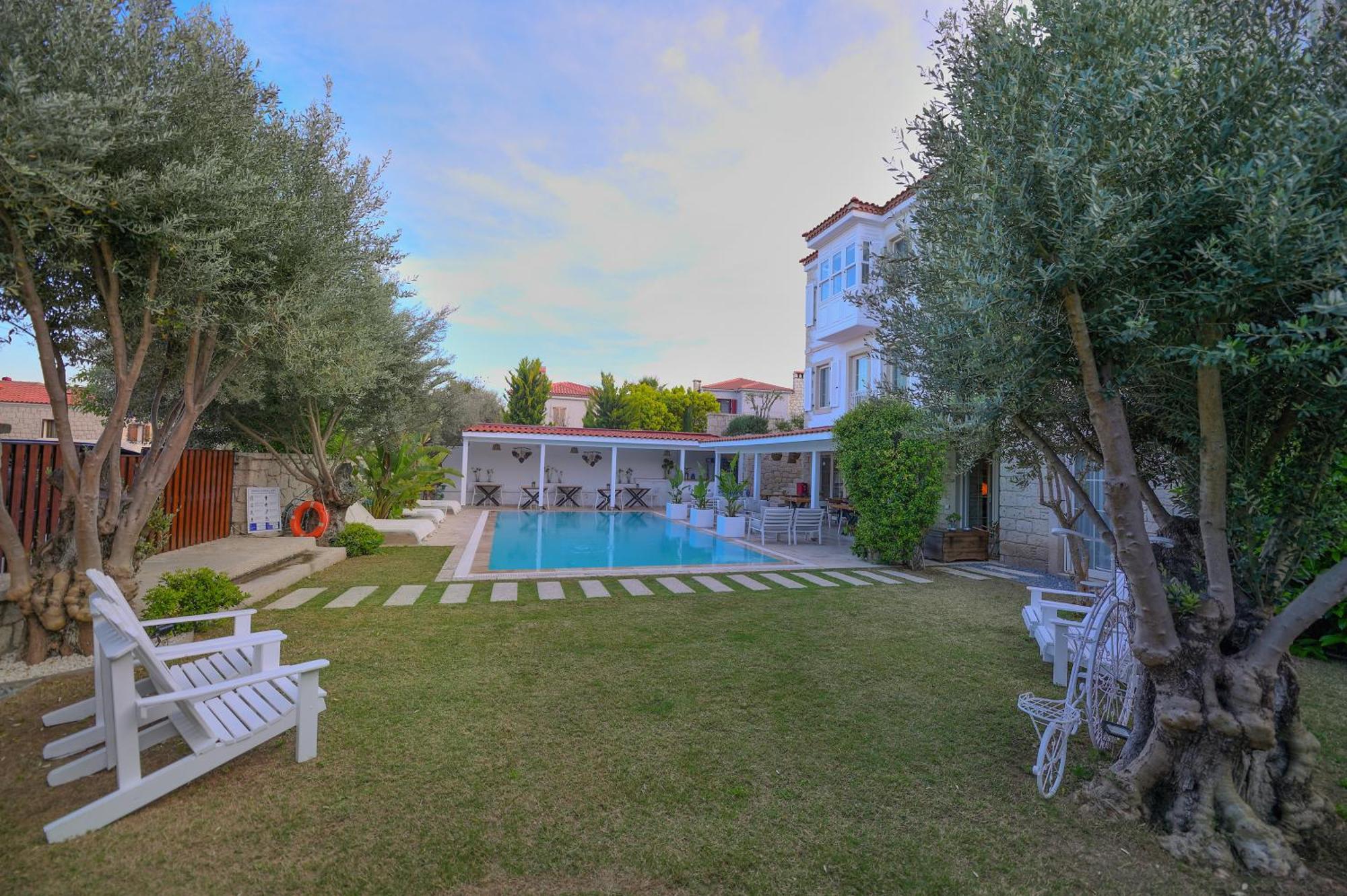Peremere Alacati Otel Bagian luar foto